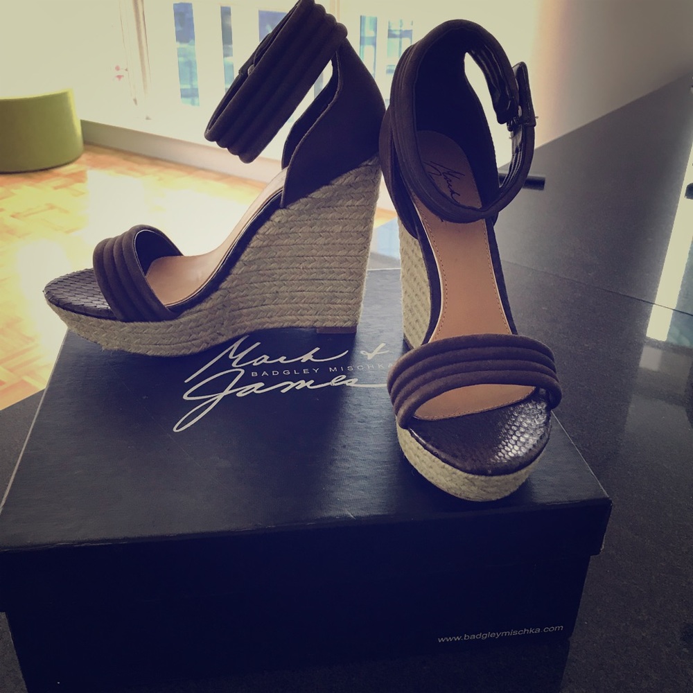 Badgley Mischka platform